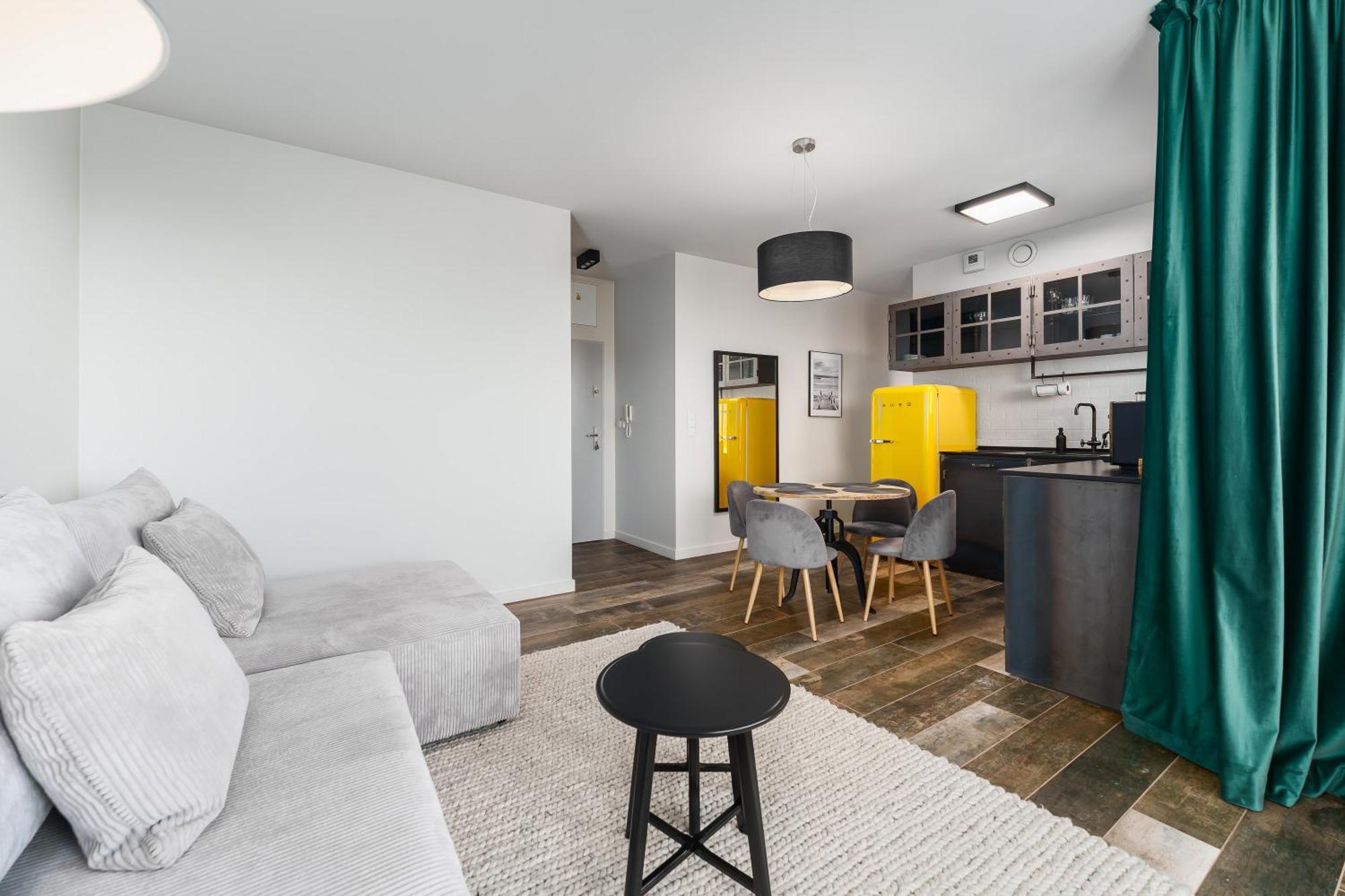 Aquamarina Onyx 84 Apartment เมียนซิดดรอแย ภายนอก รูปภาพ
