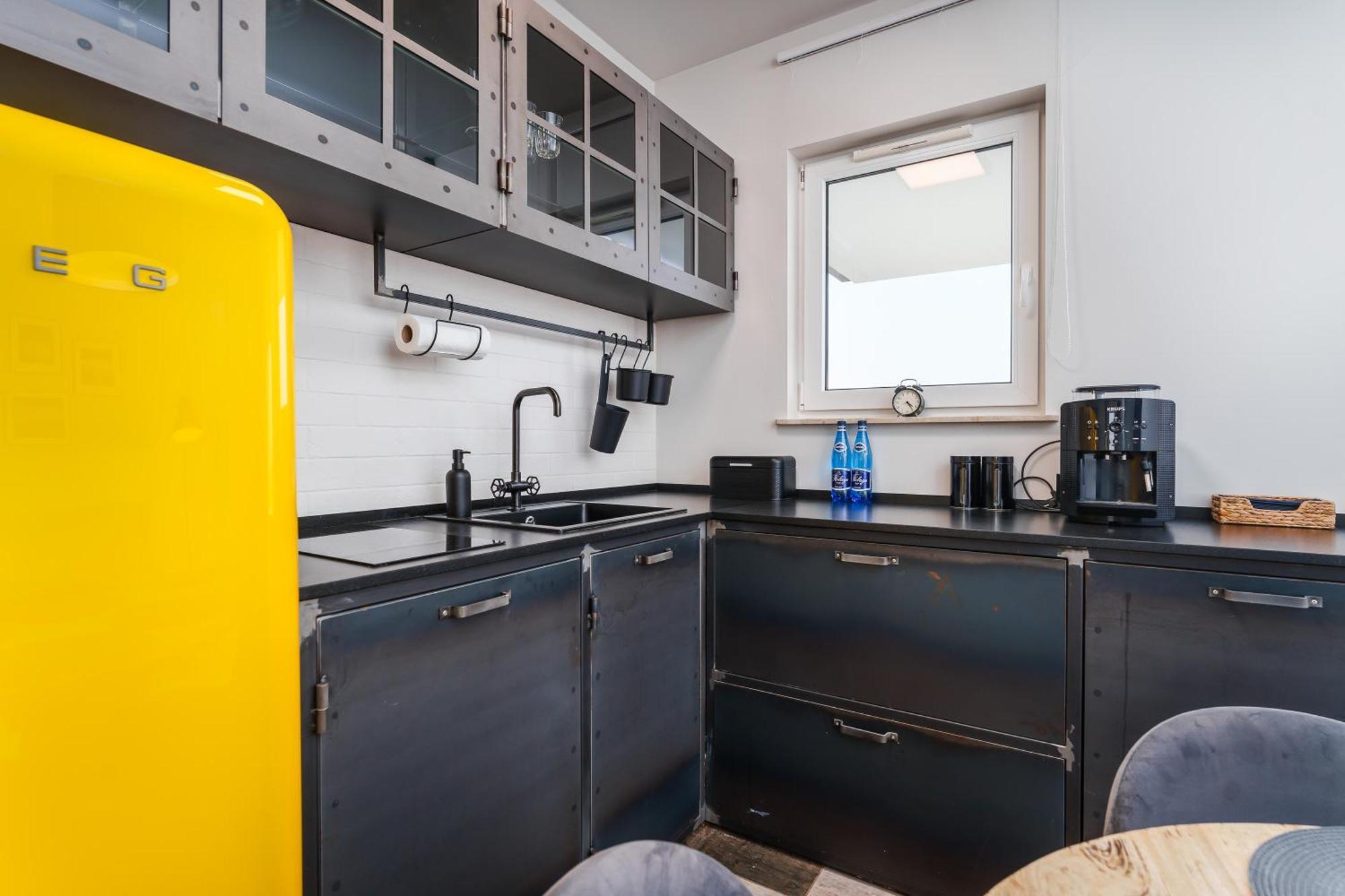 Aquamarina Onyx 84 Apartment เมียนซิดดรอแย ภายนอก รูปภาพ