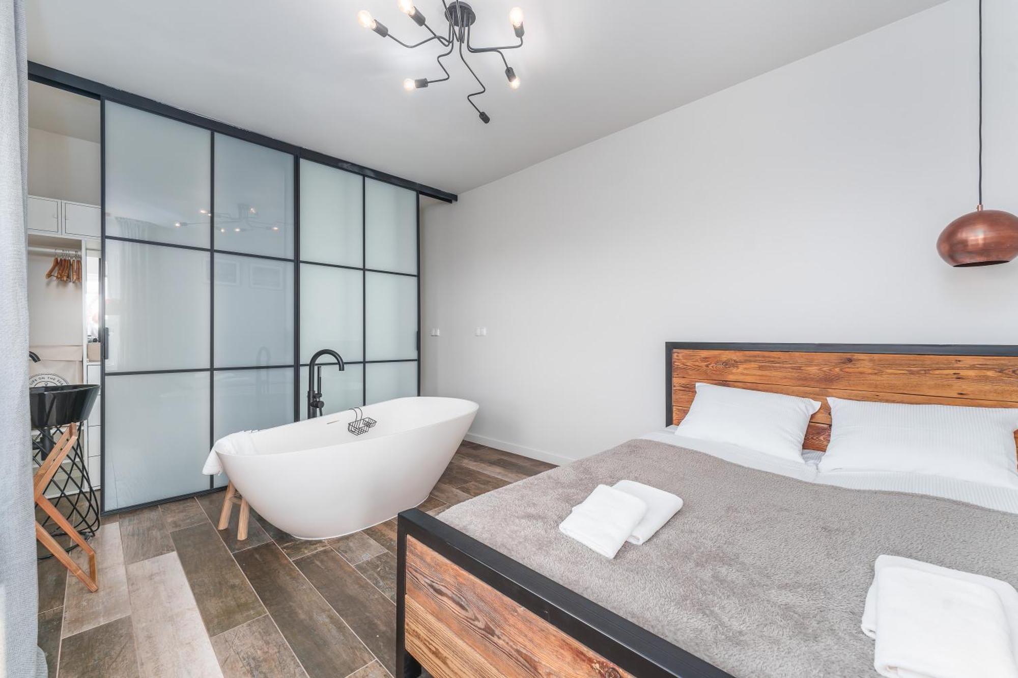 Aquamarina Onyx 84 Apartment เมียนซิดดรอแย ภายนอก รูปภาพ